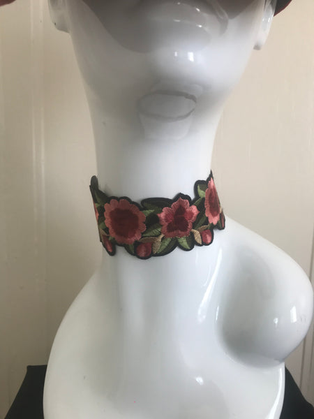 “Flower Power” Choker