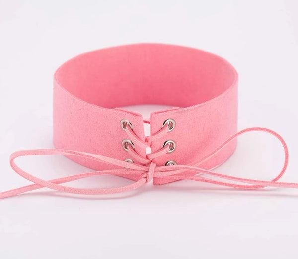 "Lace It Up" Choker
