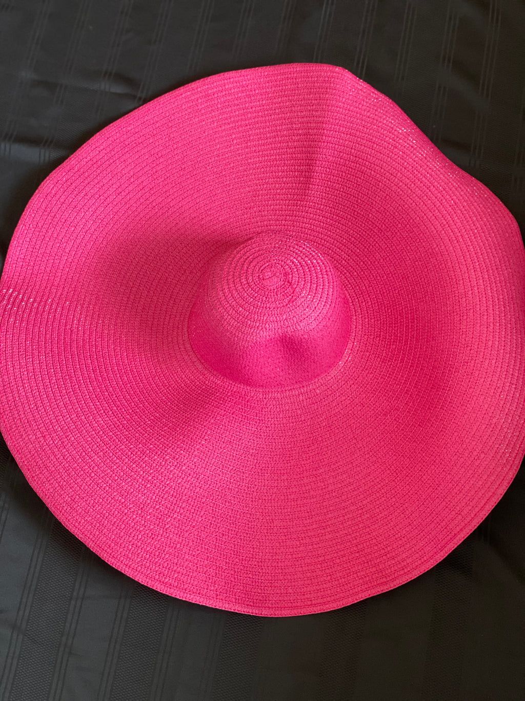 The “Baddie” Beach Hat