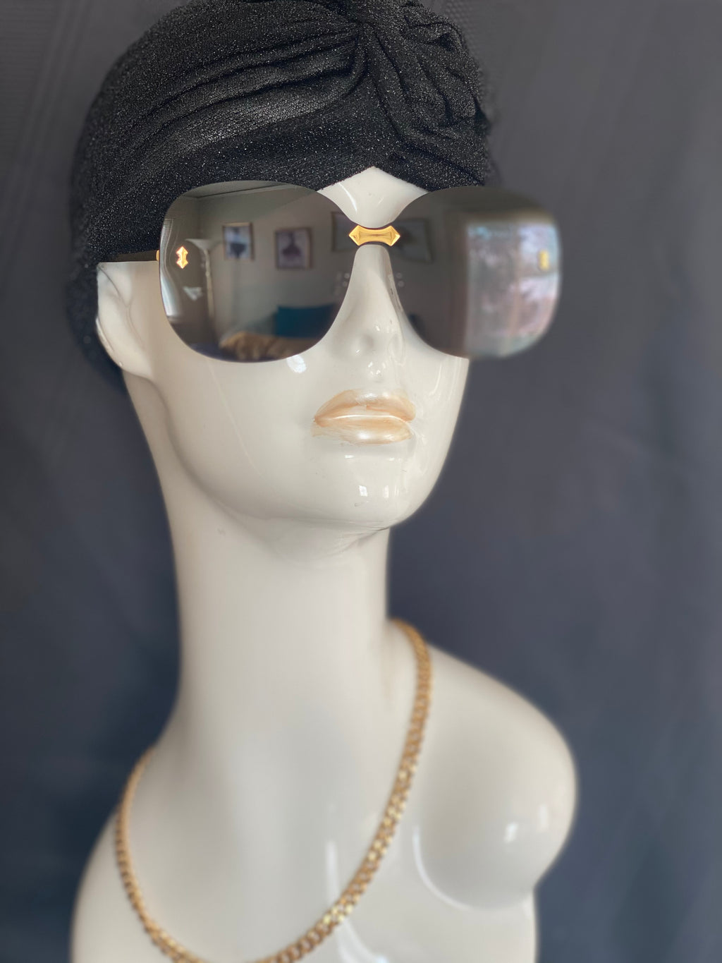 “Diva Dei” Sunnies