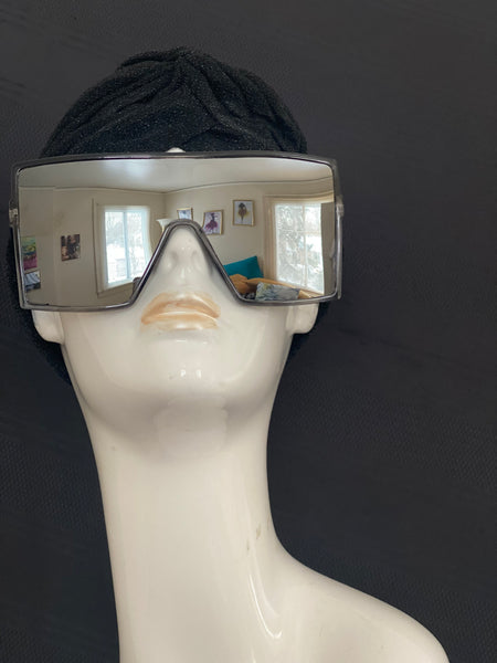 “Ari” Sunnies